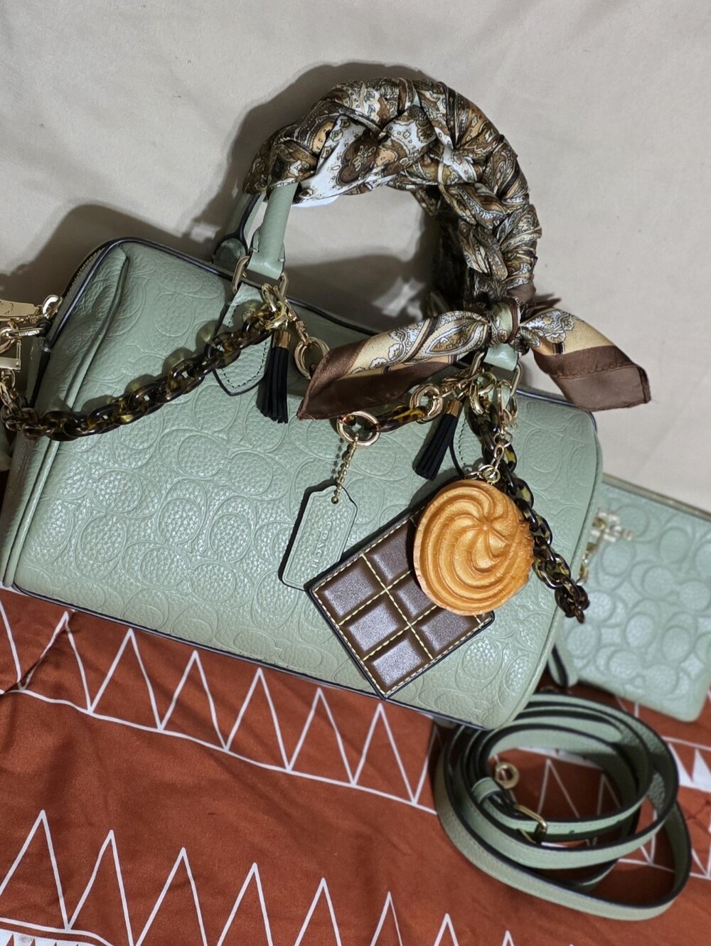 Coach Pistachio Embossed Rowan & matching wristlet - Picture 9 of 13